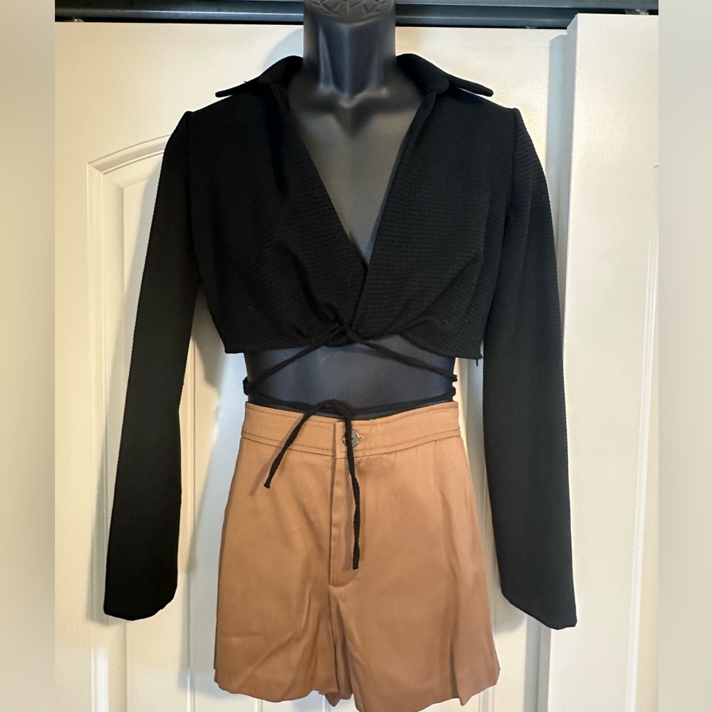 NWT! “Zara” Black Long Sleeve Cropped Top and Tan Shorts Set